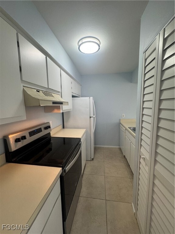 Building Photo - 13115 Feather Sound Dr