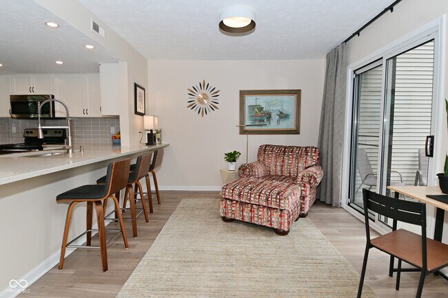 Building Photo - 9477 Aberdare Dr