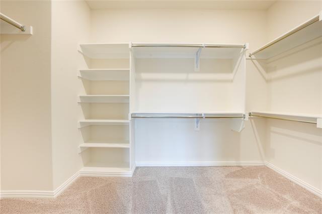 Building Photo - 13027 Makers Dr