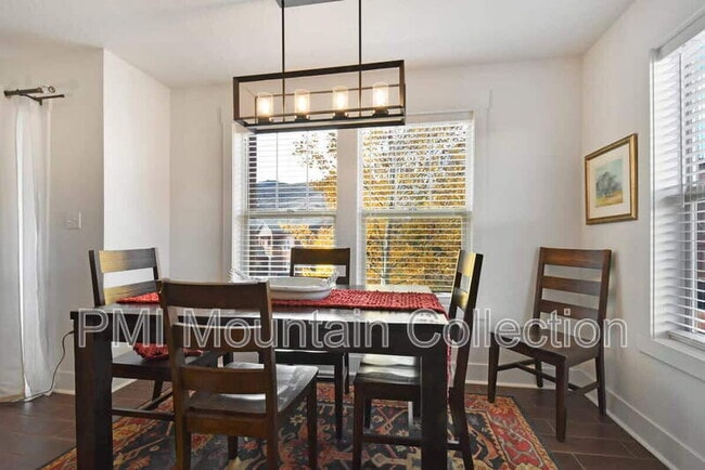 Building Photo - 1797 Fox Bay Dr