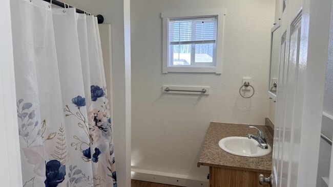 Building Photo - 8656 W Business Pk Dr