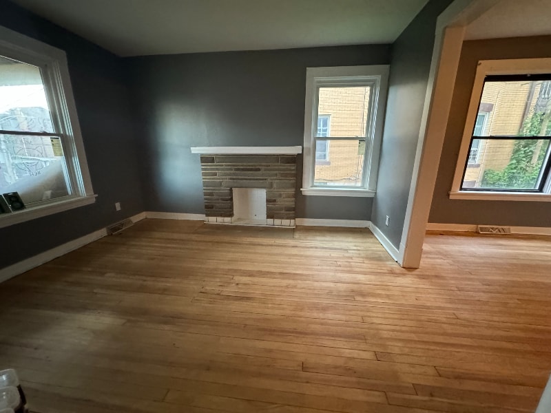 Building Photo - 218 Giffin Ave