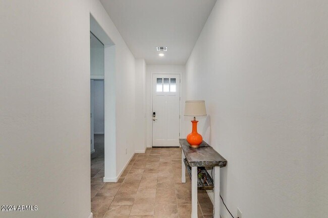 Building Photo - 9419 W Willow Bend Ln