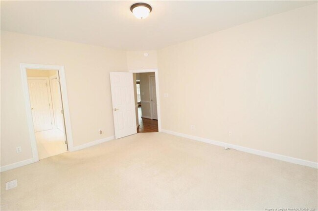 Building Photo - 5445 Brushy Meadows Dr