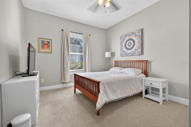 Building Photo - 5911 N Highland Ave