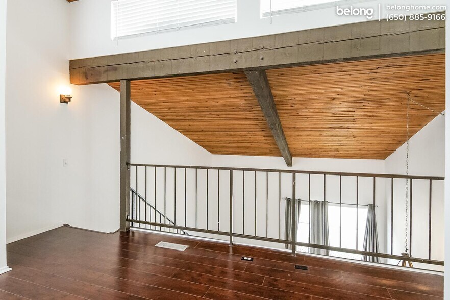 Building Photo - 5460 White Oak Ave