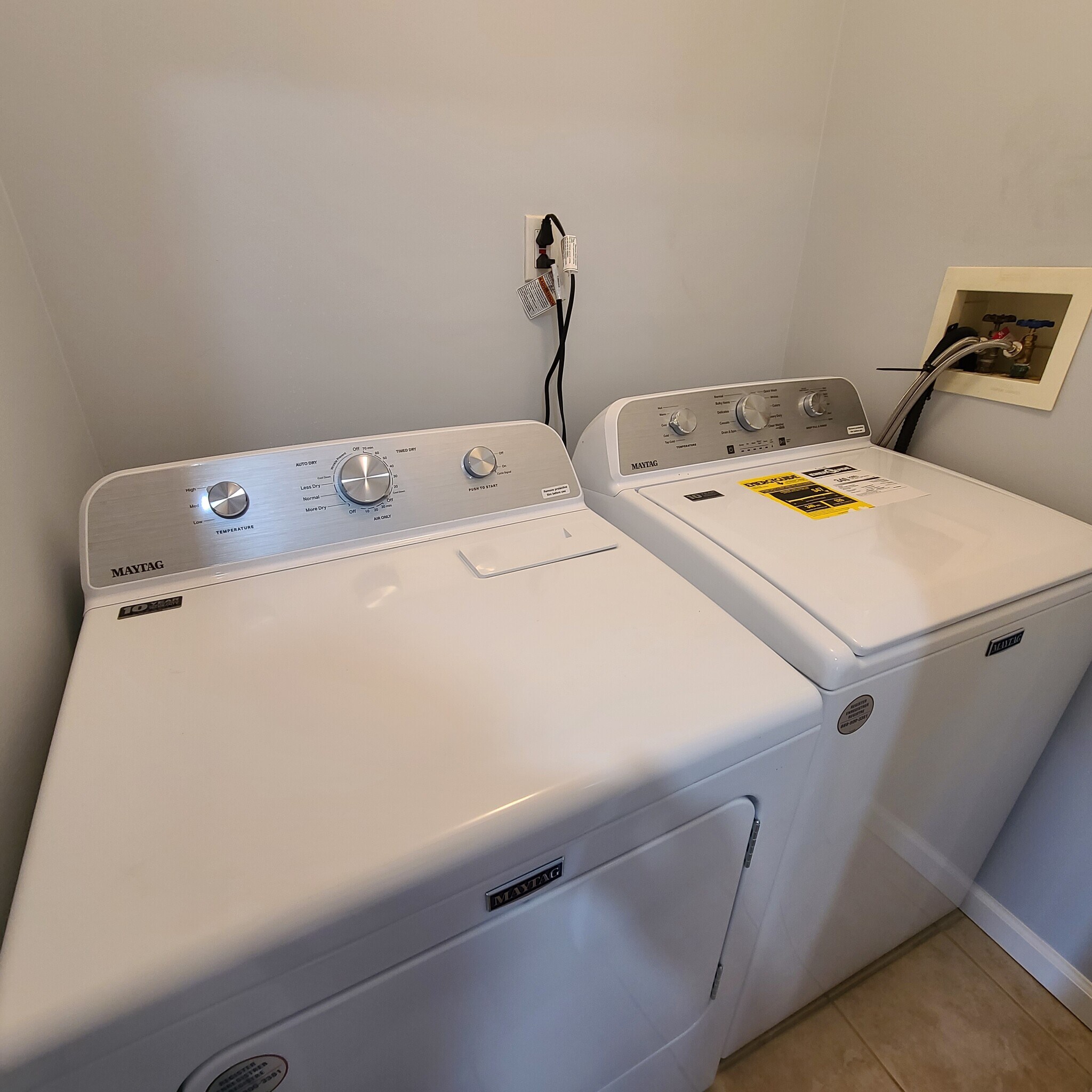 Washer & Dryer in unit - 5206 Cottage Ave
