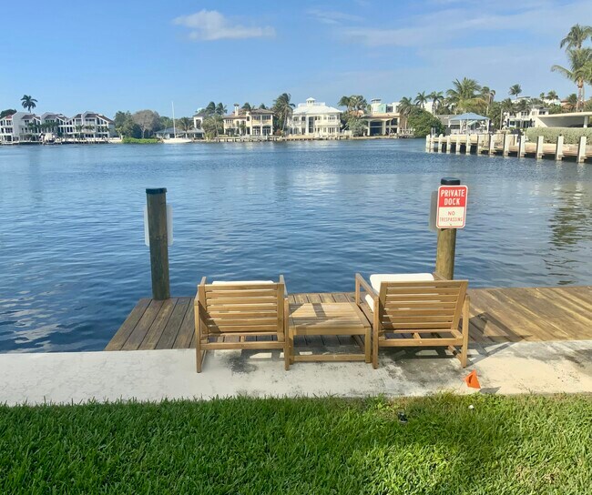 Primary Photo - 414 Seasage Dr