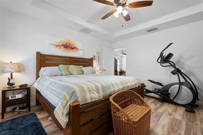 Building Photo - 25901 Aysen Dr