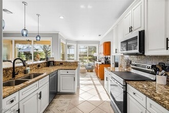 Building Photo - 13100 Seaside Harbour Dr