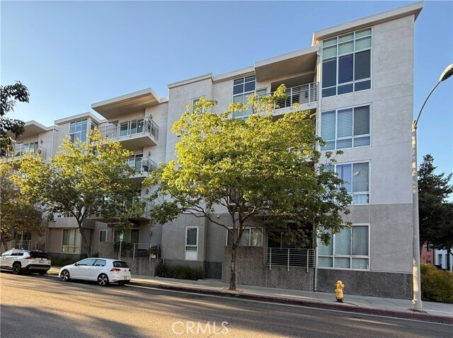 Building Photo - 111 S De Lacey Ave