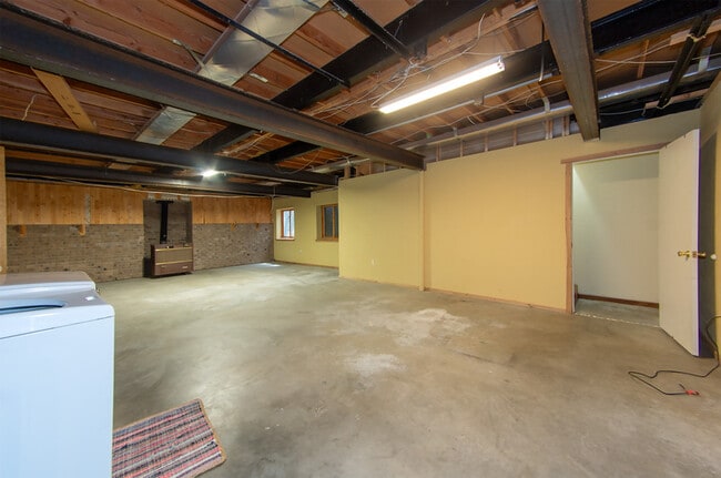 Building Photo - 1978 Rd 120