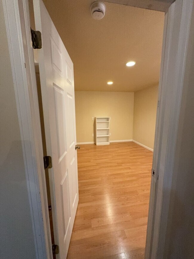 Building Photo - Move-In Ready Home in Wellington