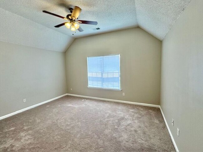 Building Photo - Move In Special! Cordova 3 Bedroom 2 Bath ...