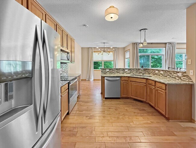 Building Photo - 815 Newberry Ln