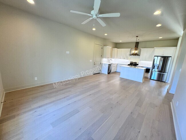 Building Photo - The Southern - 3BR/3BA For Rent