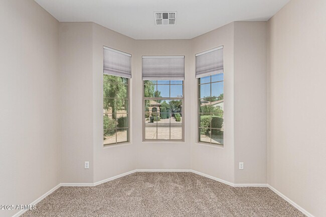 Building Photo - 3079 E Ridgewood Ln