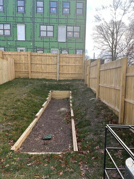 Building Photo - 4939 Call Pl SE