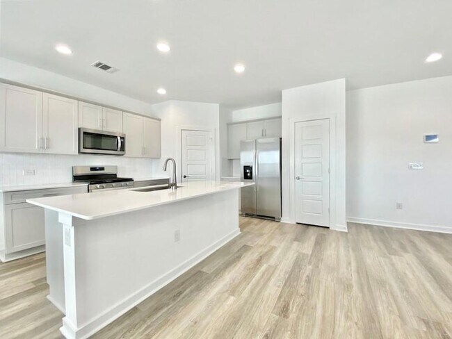 Building Photo - 1837 Bonham Ln