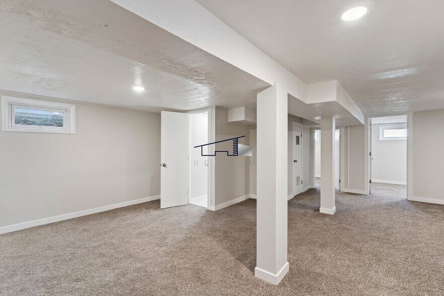 Building Photo - 3134 N 450 E