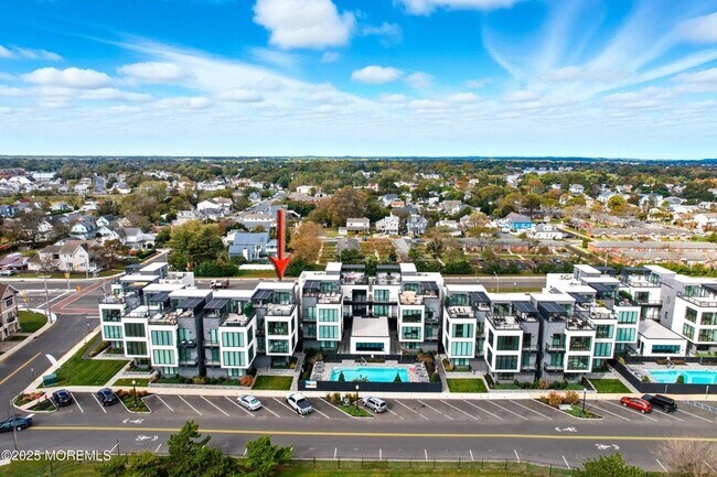 Building Photo - 200 Ocean Ave N