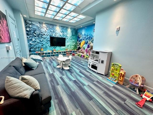 Building Photo - 20201 E Country Club Dr