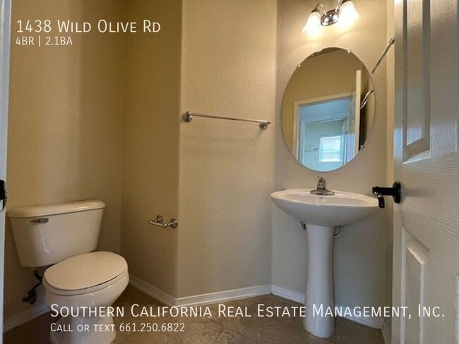 Building Photo - 1438 Wild Olive Rd