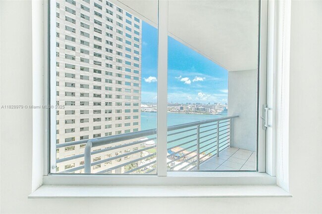 Building Photo - 335 S Biscayne Blvd