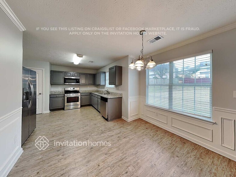 Building Photo - 225 Baltimore Ave