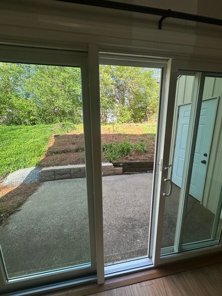 Building Photo - 763 Spring Meadows Dr