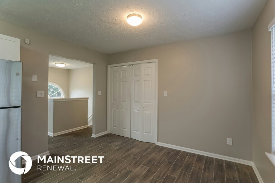 Building Photo - 382 Pleasant Way