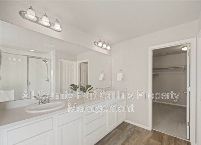 Building Photo - 5217 Alberta Falls St