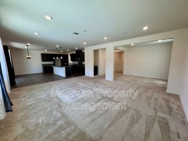 Building Photo - 29357 Caravel Dr