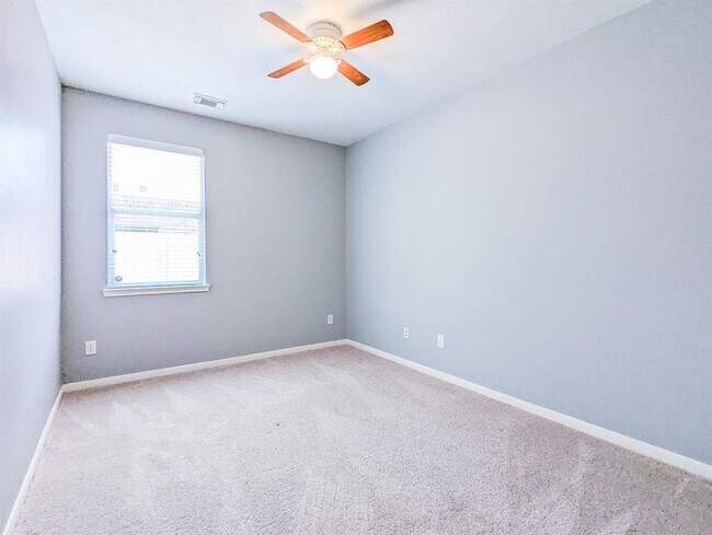 Building Photo - 6810 Summer Bridge Ln