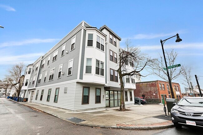 Building Photo - 15 Preble St