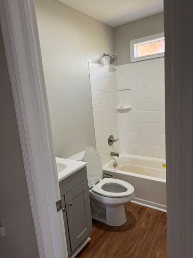 Building Photo - Charming North Augusta Duplex