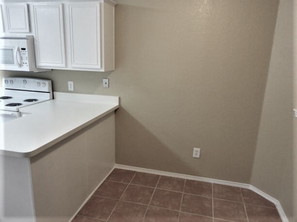 Building Photo - 7017 Stetter Dr