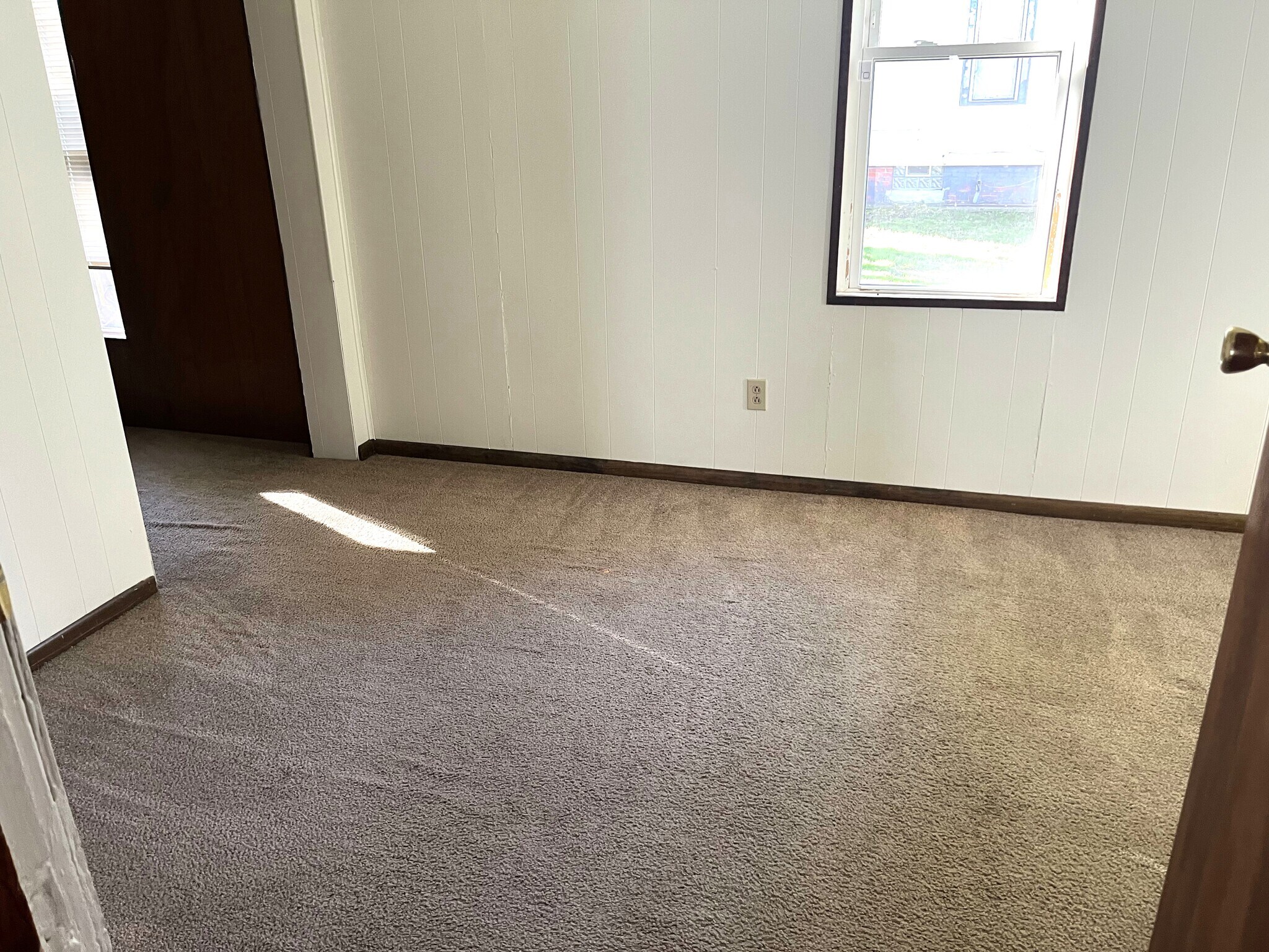 Building Photo - 1605 Chestnut St