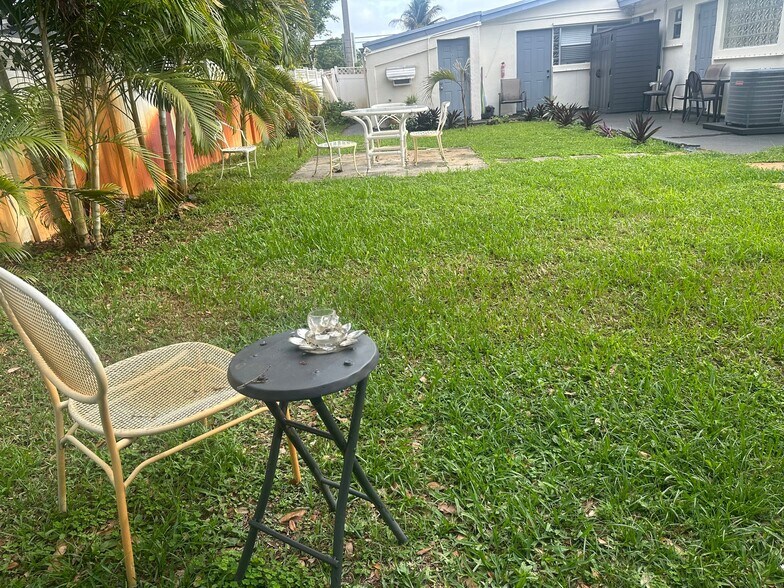 Building Photo - 7121 Taft St