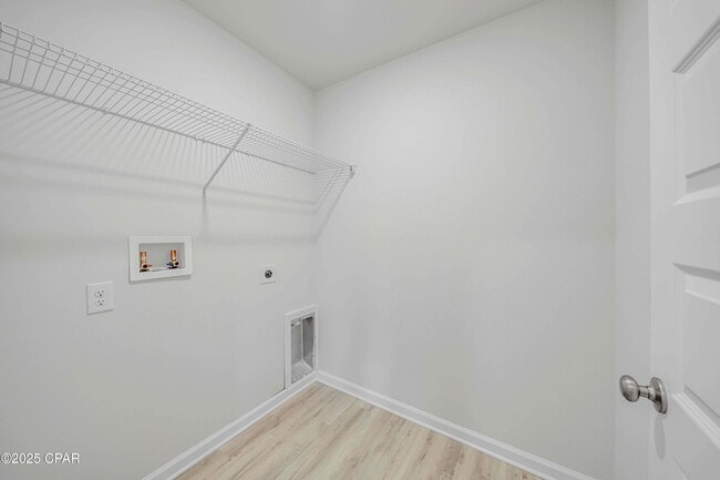 Building Photo - 2304 Aquarius Dr