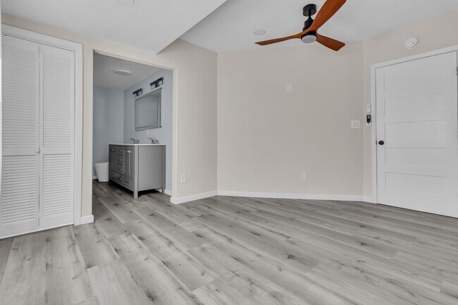 Building Photo - 4510 Tourmaline St