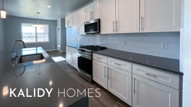 Building Photo - 218 Olde Ml Ct