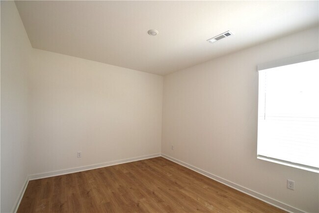 Building Photo - 568 Colorado St