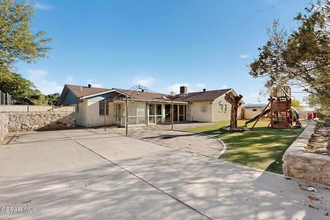 Building Photo - 1509 Lost Padre Mine Dr