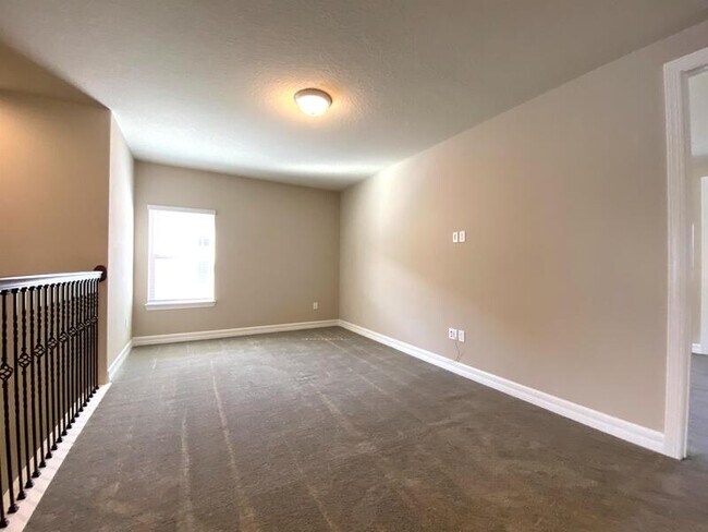 Building Photo - 11316 Lemon Lake Blvd