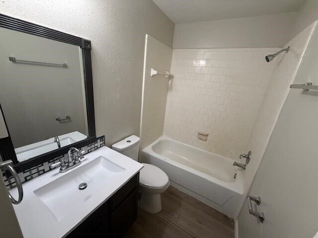 Building Photo - 22211 Moss Falls Ln