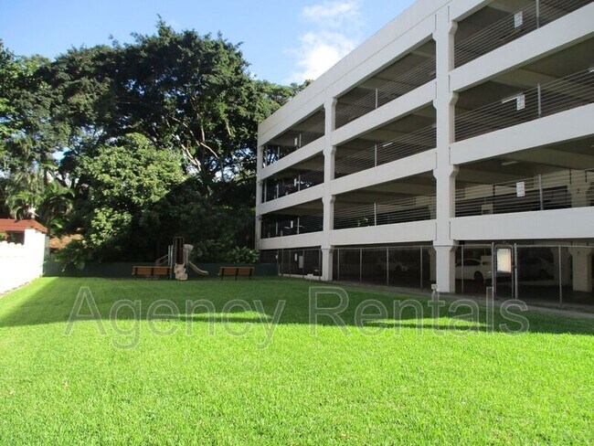 Building Photo - 98-410 Koauka Loop #29B