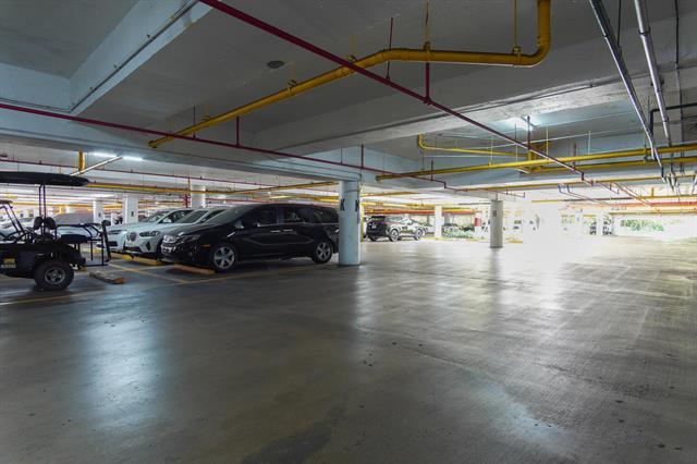 Building Photo - 251 Crandon Blvd
