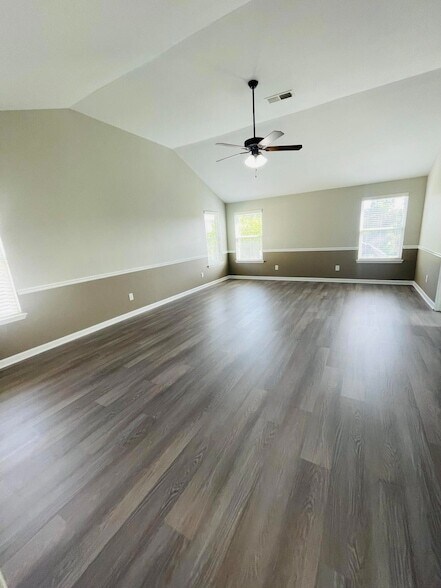 Building Photo - 4434 Grove Landing Dr