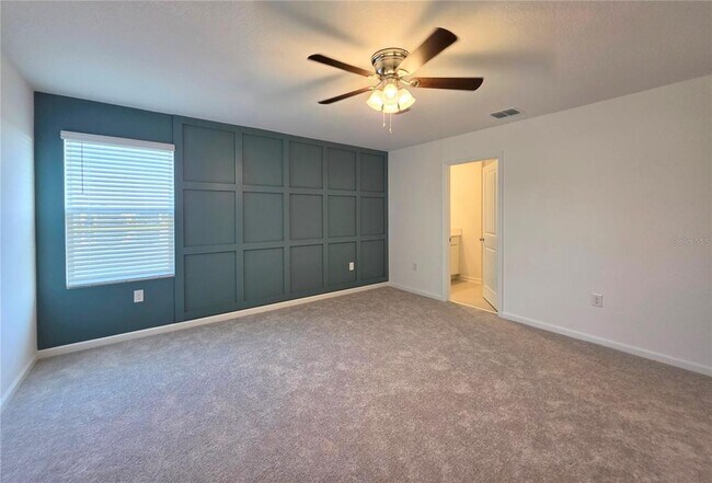 Building Photo - 5126 Magnolia Palm Dr